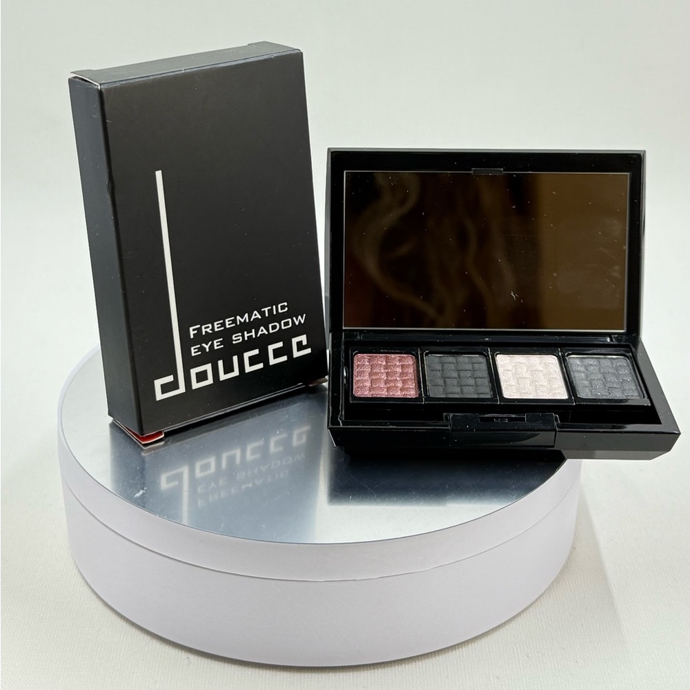 Doucce Freematic Eyeshadow Palette - Black, Pink, Grey, White, Marisa shade 5-1
